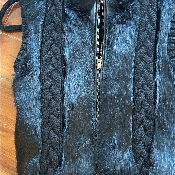 Black Rabbit Fur Vest with Zipper - Picture 2 of 5